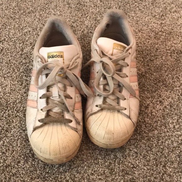 adidas superstar womens pink stripe